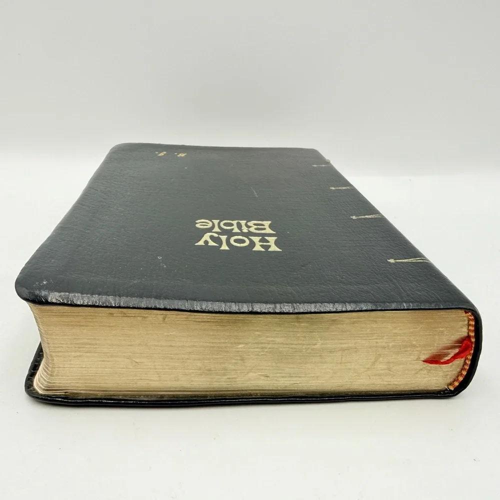 Thomas Nelson New American Bible Black Genuine Leather Catholic Family Edition